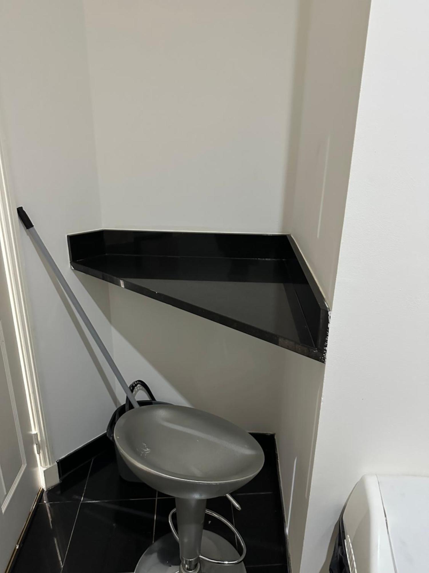 Modern 1 Bed Flat In Maida Vale * Londra